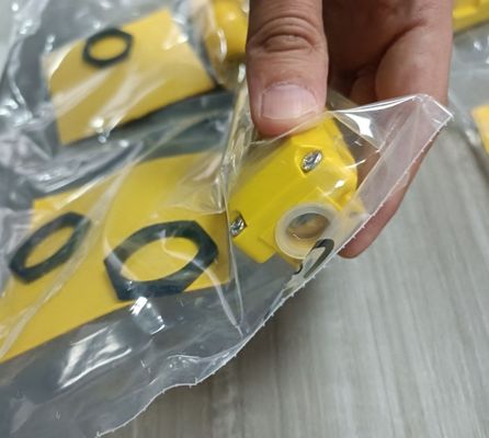 Turck BI10-P30SR-Y1X/S85 10mm Sensing Distance 2wire Namur Flush Mount Proximity Sensor Rated Switching Distance Sn 10 Mm