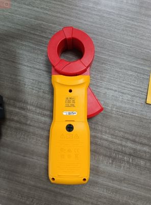 Fluke 1630-2 FC Earth Ground Clamp with Frequency Range 40 Hz to 1 kHz