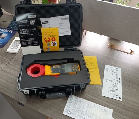 Fluke 1630-2 FC Earth Ground Clamp with Frequency Range 40 Hz to 1 kHz