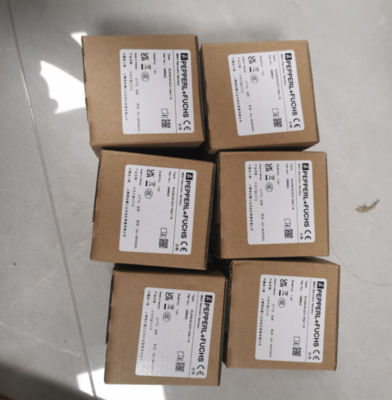 فروش داغ اصلی جدید آینه بازتابی نوع فوتوالکتریک P+F RLK39-54Z31-40A-116 سهام ارزان