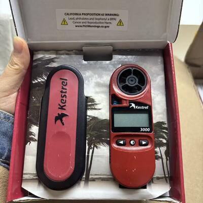 Original Kestrel 3000 Portable Anemometer with Reflective 3½ Digit LCD 9mm Digit Height and 1 Second Update Weather Meter