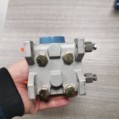 فرستنده فشار هم‌صفحه Rosemount™ 3051™ 3051CD2A02A1JM6K5S5Q4 + + 0305RC32