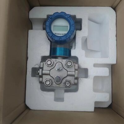 STD700 Differential Pressure Transmitter with ±0.1% Of F.S Accuracy IP67 Protection and 25.0MPa Maximum Working Pressure