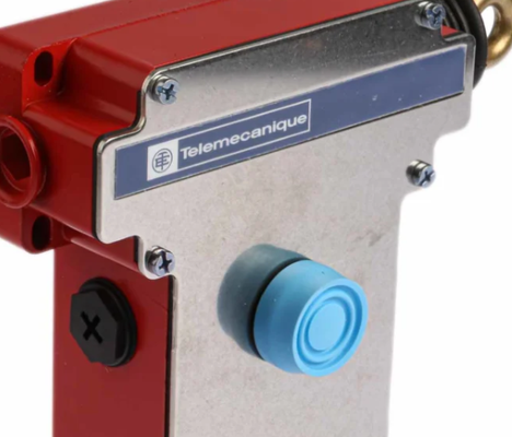 SCHNEIDER Telemecanique rope pull switches XY2C, e XY2CE, RH side -2NC, booted pushbutton,XY2CE1A270